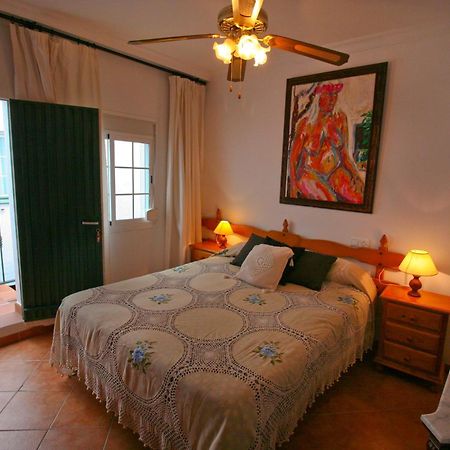 Villa Carabeo Playa Нерха Экстерьер фото